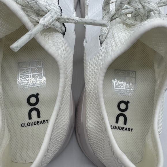 ON Cloudeasy Sneaker in Undyed-White & Black NWTIB - Picture 7 of 13